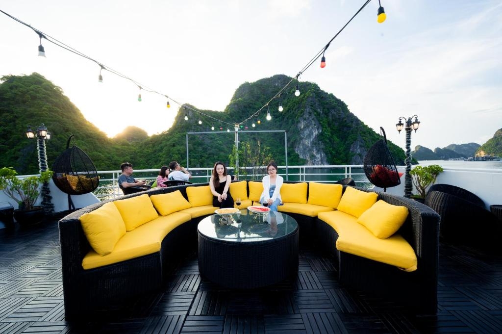 3 Days 2 Nights Discover Beautiful Remote of Halong Bay