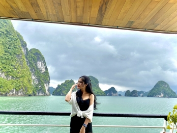 4 – HOUR ITINERARY TO EXPLORE HA LONG BAY {THIEN CUNG – DAU GO}