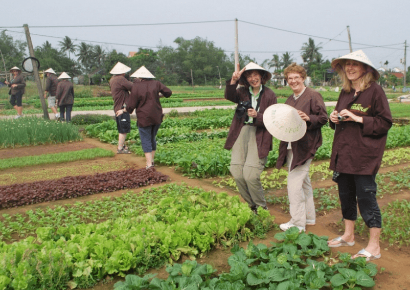 LANTERN MAKING –BE A REAL FARMER AT TRA QUE VILLAGE