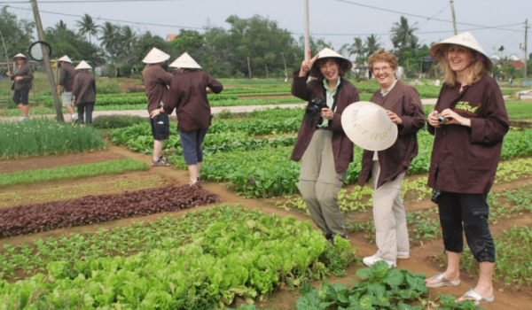 LANTERN MAKING –BE A REAL FARMER AT TRA QUE VILLAGE