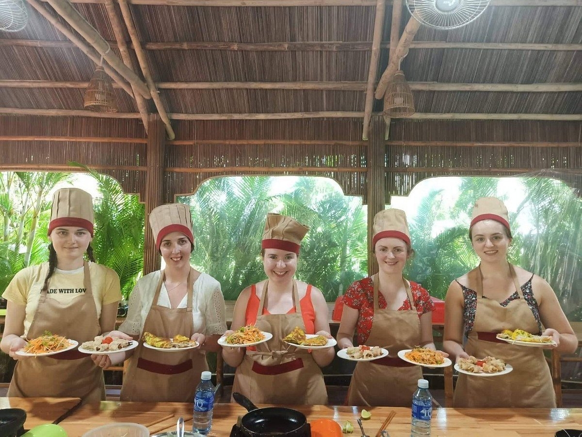 CAM THANH COOKING CLASS  - DA NANG CITY SITES