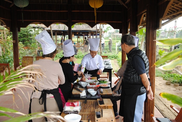 TRA QUE VEGETABLE VILLAGE - COOKING CLASS