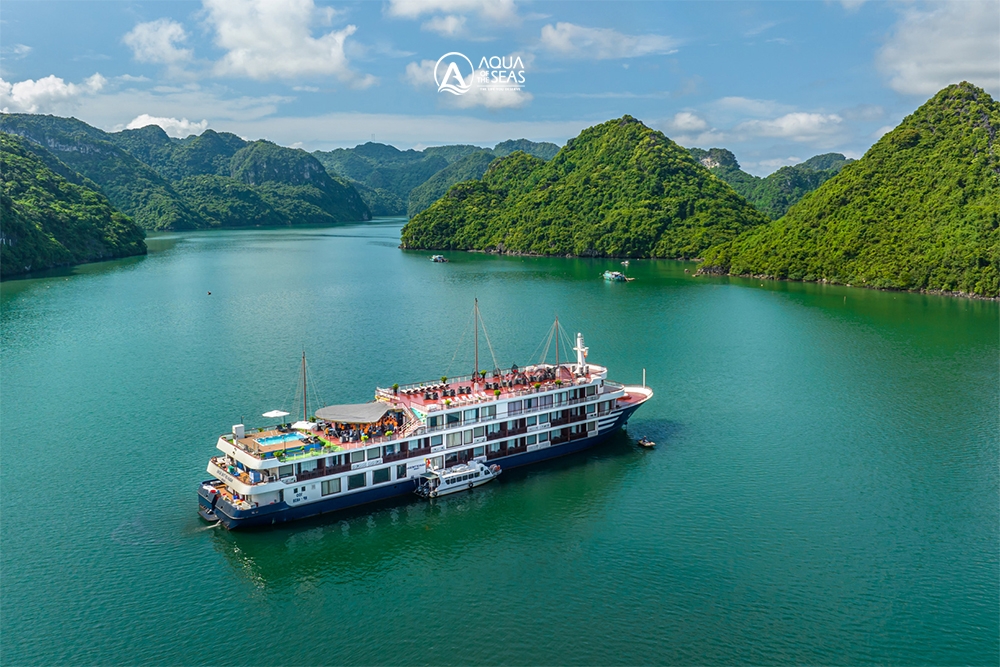 2 days 1 nights itinerary on Aqua Of The Seas